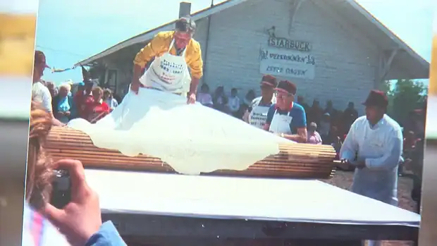 The Day Starbuck, Minnesota, Made The World’s Largest Lefse 7 10P Pkg Fmn Giant Lefse Wcco1R2D 1